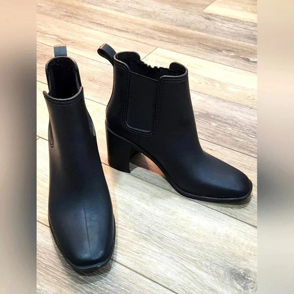Jeffrey Cambell black waterproof booties with heels - Picture 1 of 9